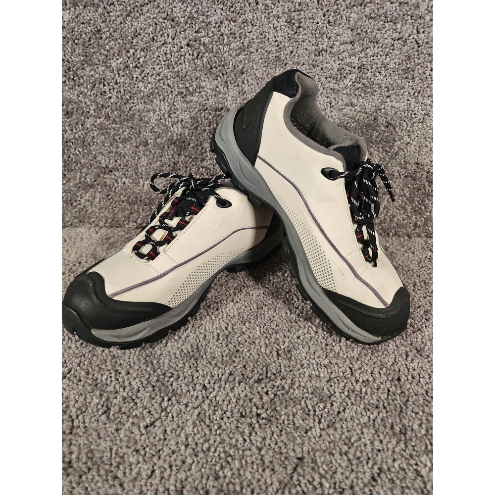 Womens Lands End Hiking Shoes. Tan/black. 8B. Style 304947
